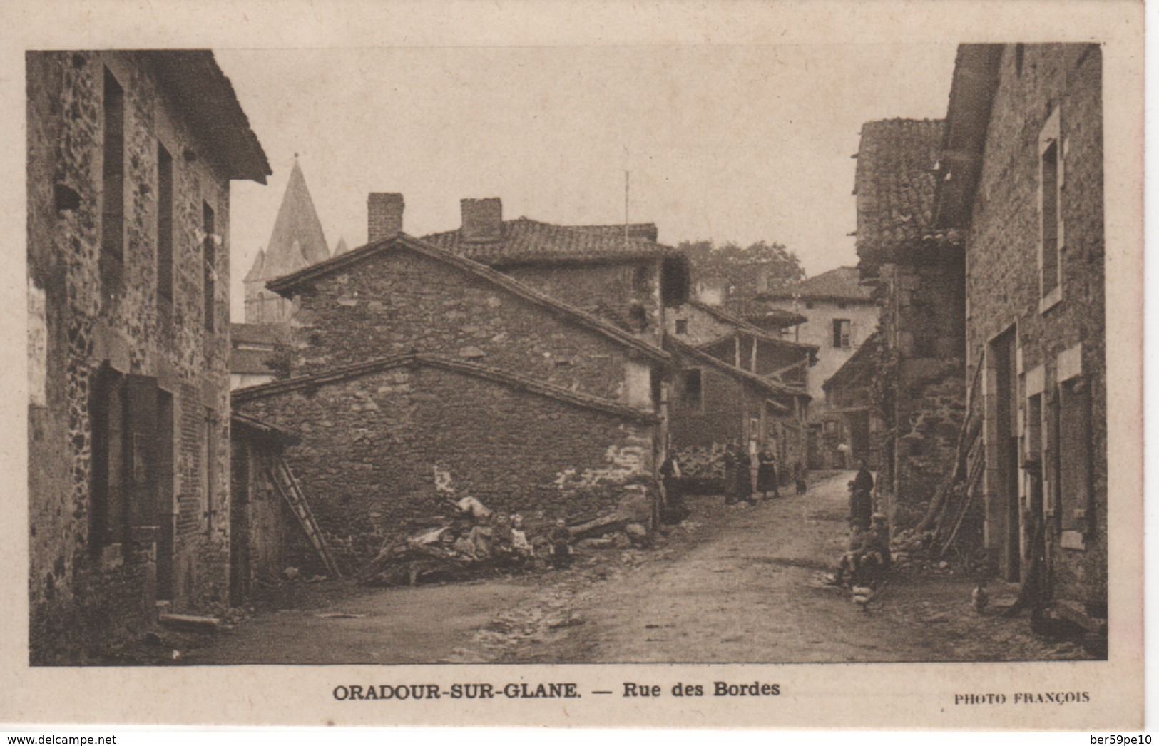87 ORADOUR-SUR-GLANE  RUE DES BORDES - Oradour Sur Glane
