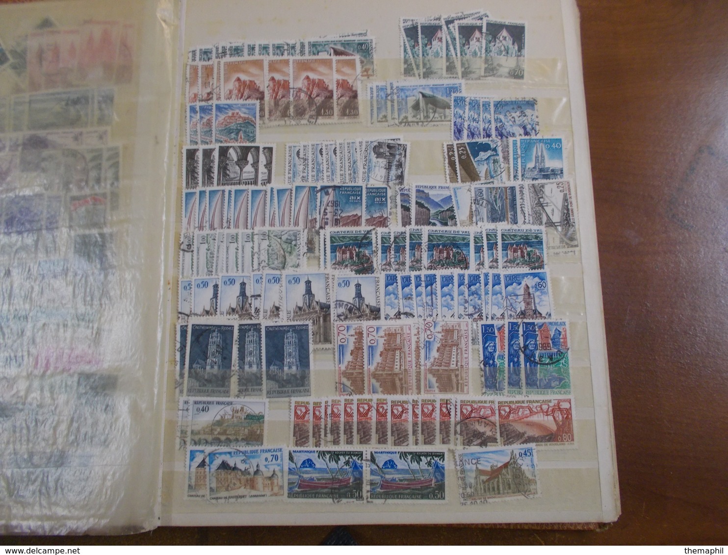 lot n° 979 FRANCE stock   obl. en 2 classeurs ,  no paypal