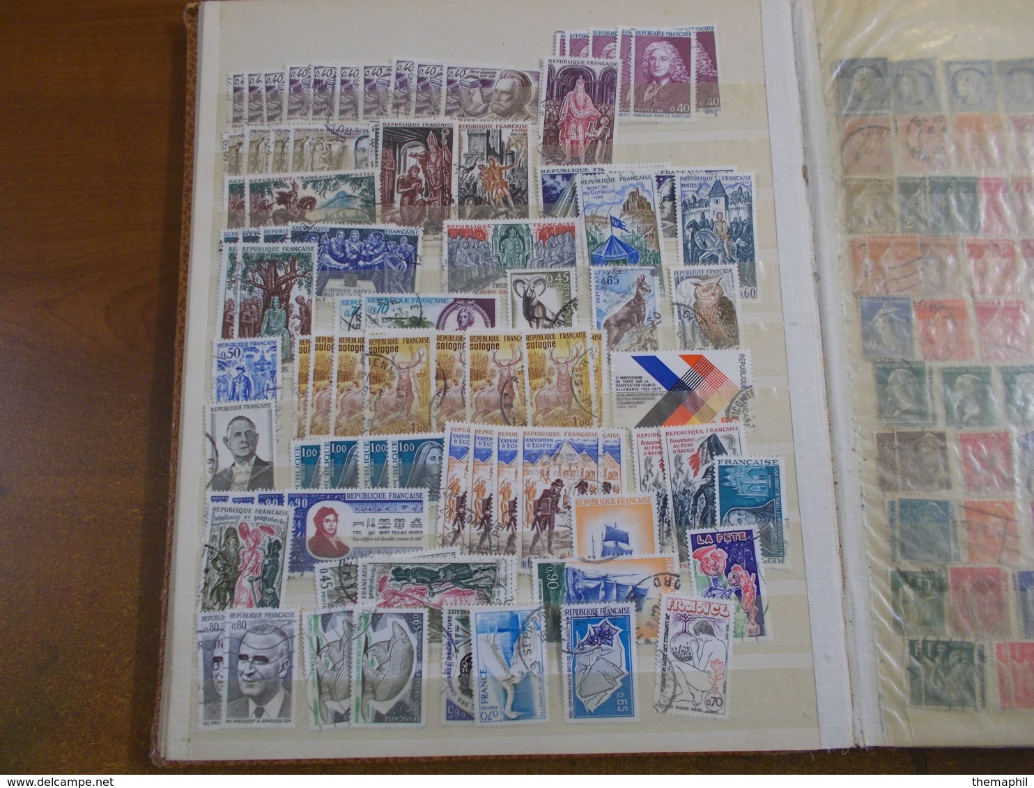 lot n° 979 FRANCE stock   obl. en 2 classeurs ,  no paypal