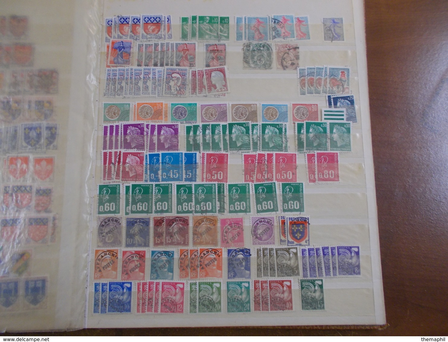 lot n° 979 FRANCE stock   obl. en 2 classeurs ,  no paypal