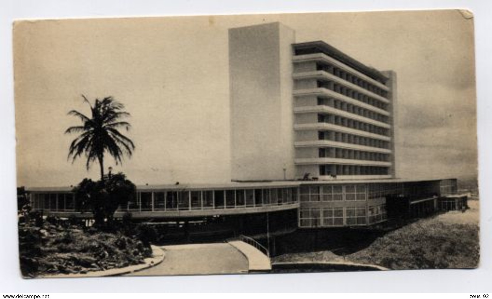 B9459 AFRICA LIBERIA - MONROVIA - DUCOR PALACE HOTEL - Liberia