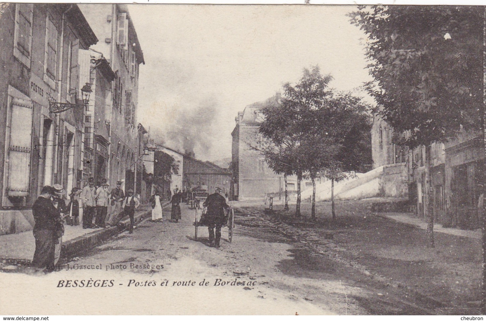 30. BESSEGES. CPA. ANIMATION. POSTES ET ROUTE DE BORDEZAC. ANNEE 1915 + TEXTE - Bessèges