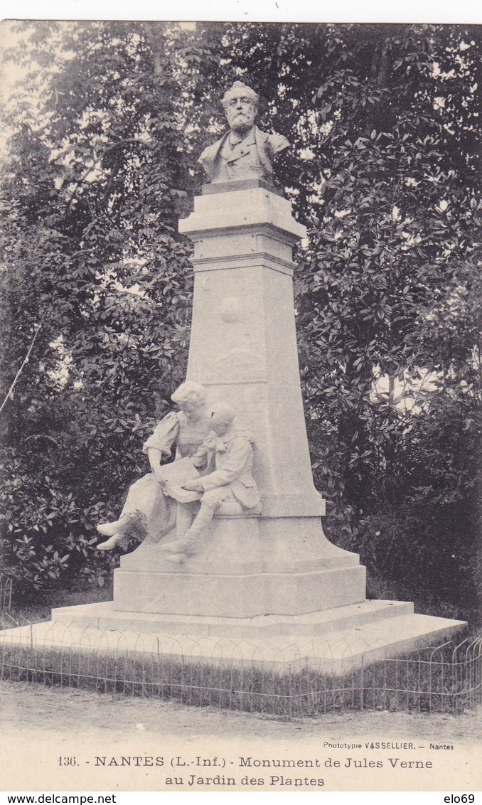 NANTES Monument De Jules Verne Au Jardin Des Plantes ( Vassellier 136 ) - Nantes