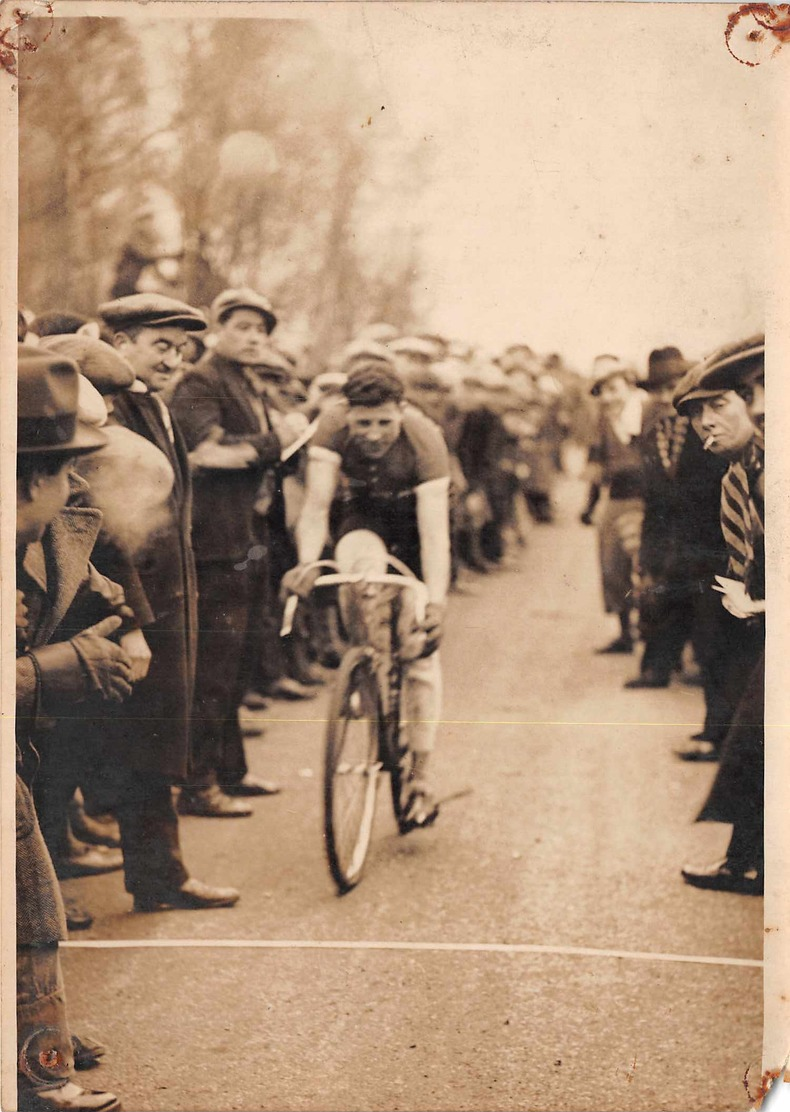 CYCLISME -  Photo Originale De  BERTELLIN  Le 20 Janvier  1935 Lors Du Sarcelles  - Saint Brice ( Cross Cyclo Pedestre ) - Cyclisme