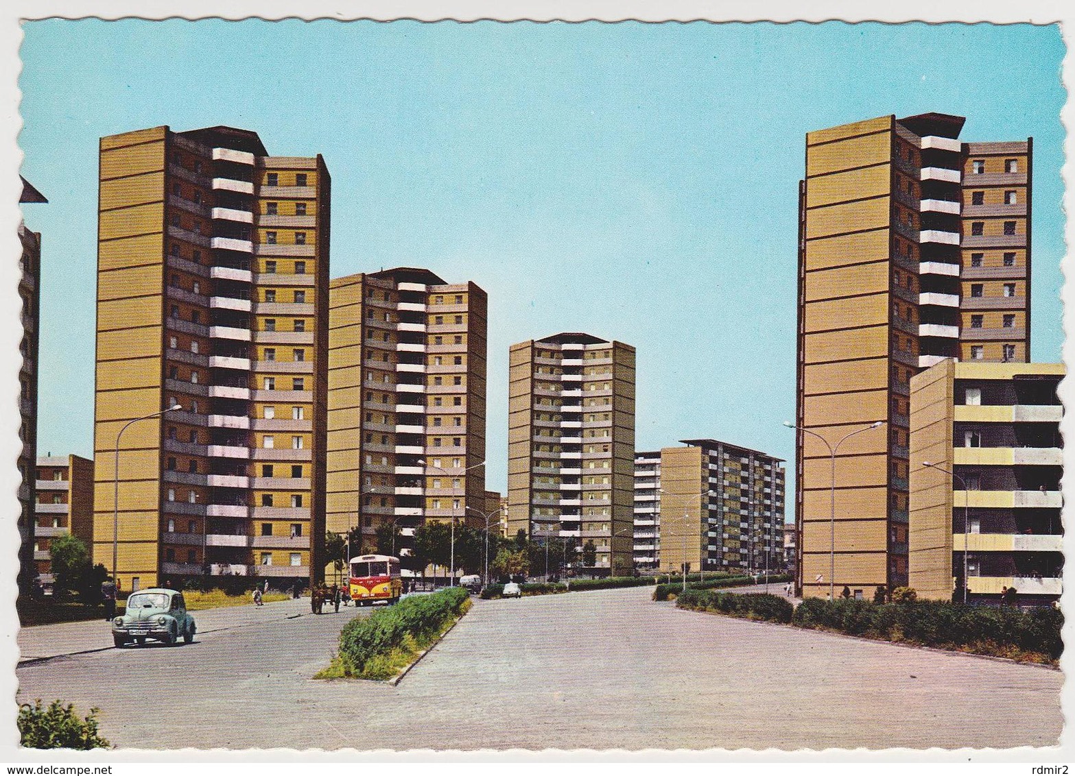 [979] GIJÓN. Barriada De Pumarín (1963).-RENAULT 4/4. Bus, Autobús.- Non écrite. Unused. No Escrita. Non Scritta. - Asturias (Oviedo)