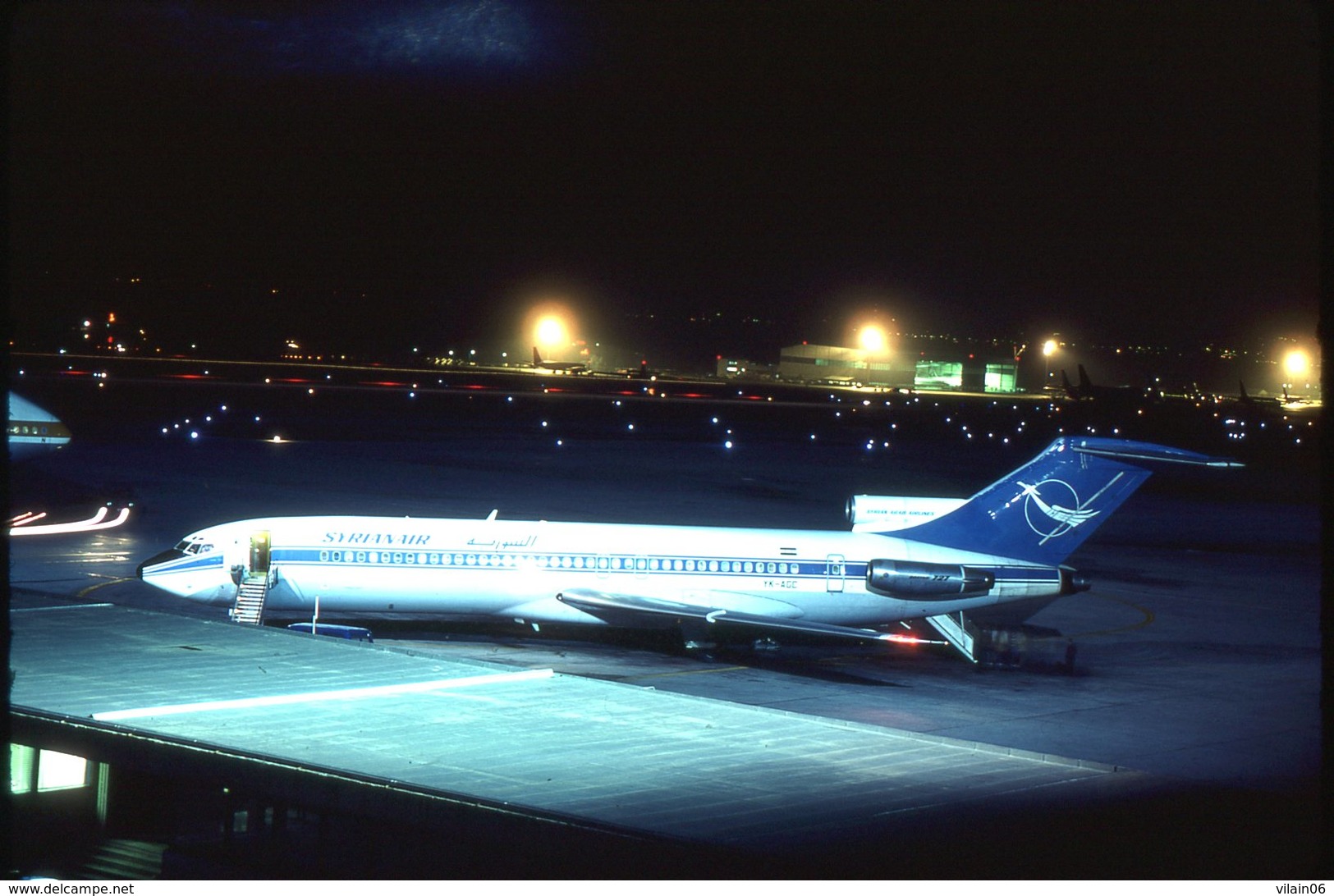 SLIDE / AVION / AIRCRAFT   KODAK  ORIGINAL      SYRIANAIR  B 727  YK-AGC - Diapositives