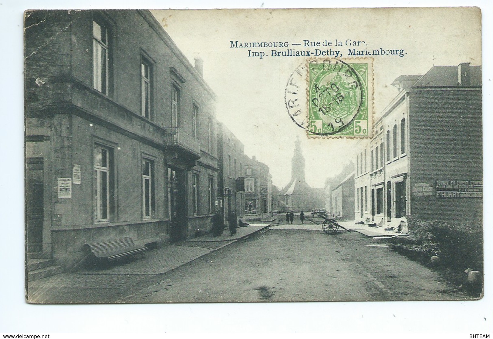 Mariembourg Rue De La Gare ( Attention à L'état - Carte Légèrement " Gondolée " ) - Couvin