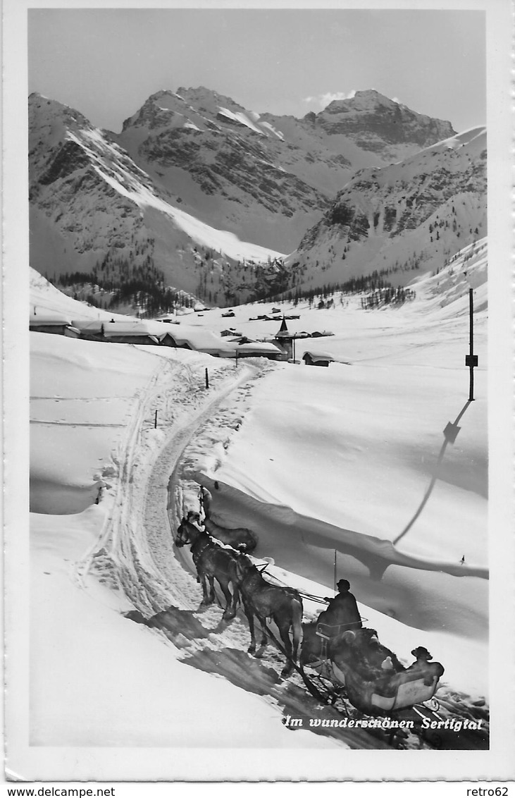 SERTIG DÖRFLI → Winteridylle Mit Pferdetaxi, Fotokarte Ca.1950 - Altri & Non Classificati