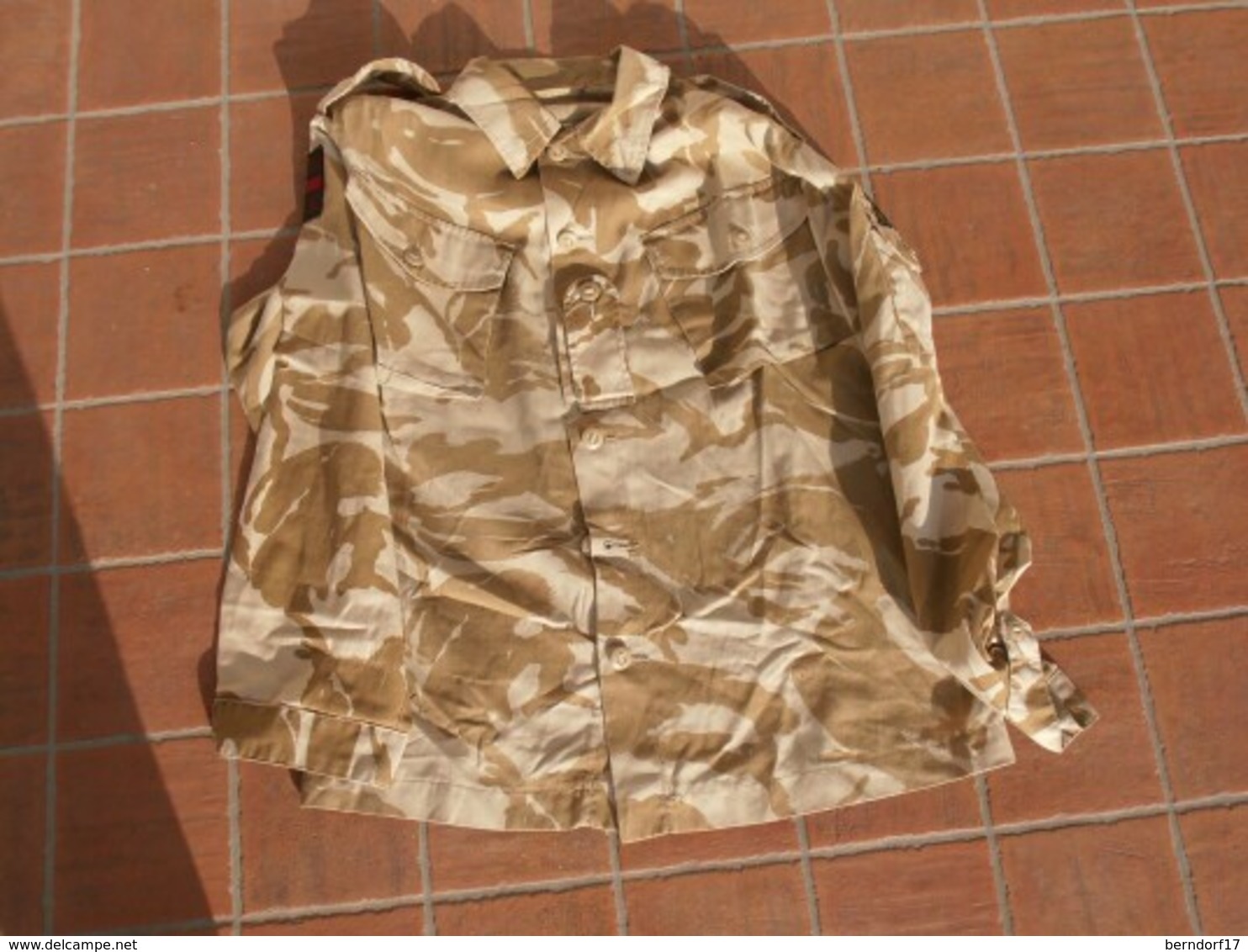 BRITISH ARMY - DESERT COMBAT JACKET W/INSIGNIA - Divise