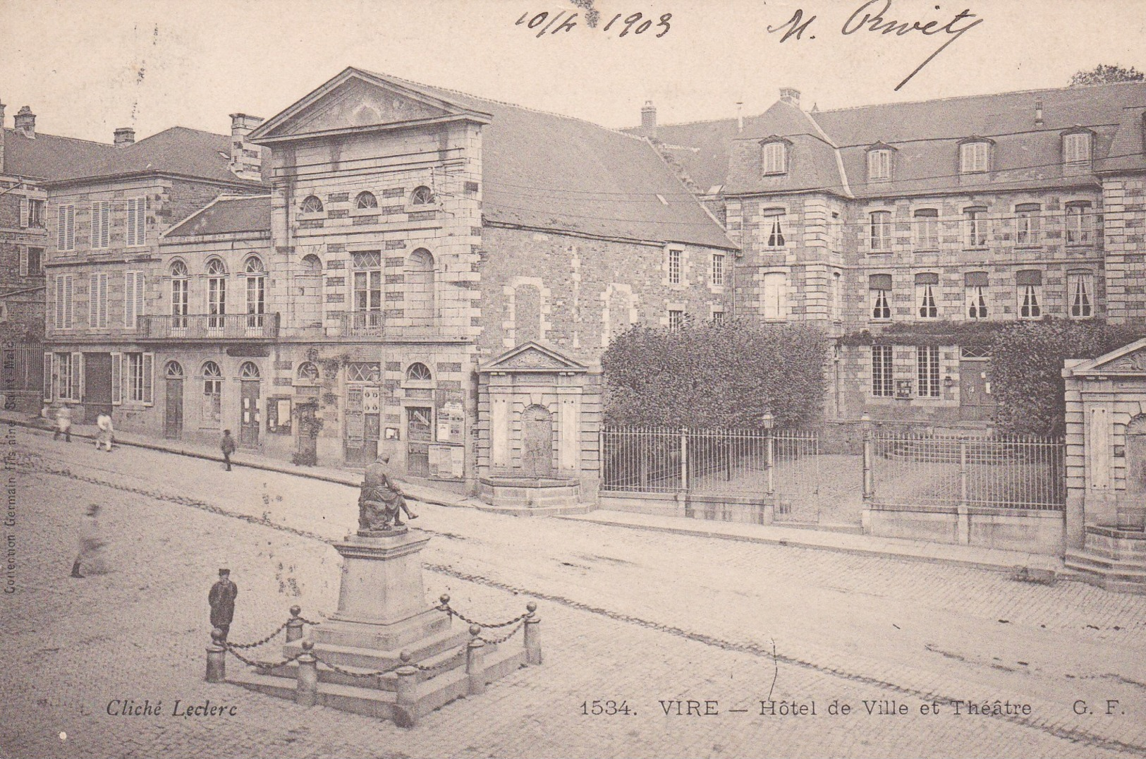 VIRE  -  Hôtel De Ville Et Théâtre - Vire