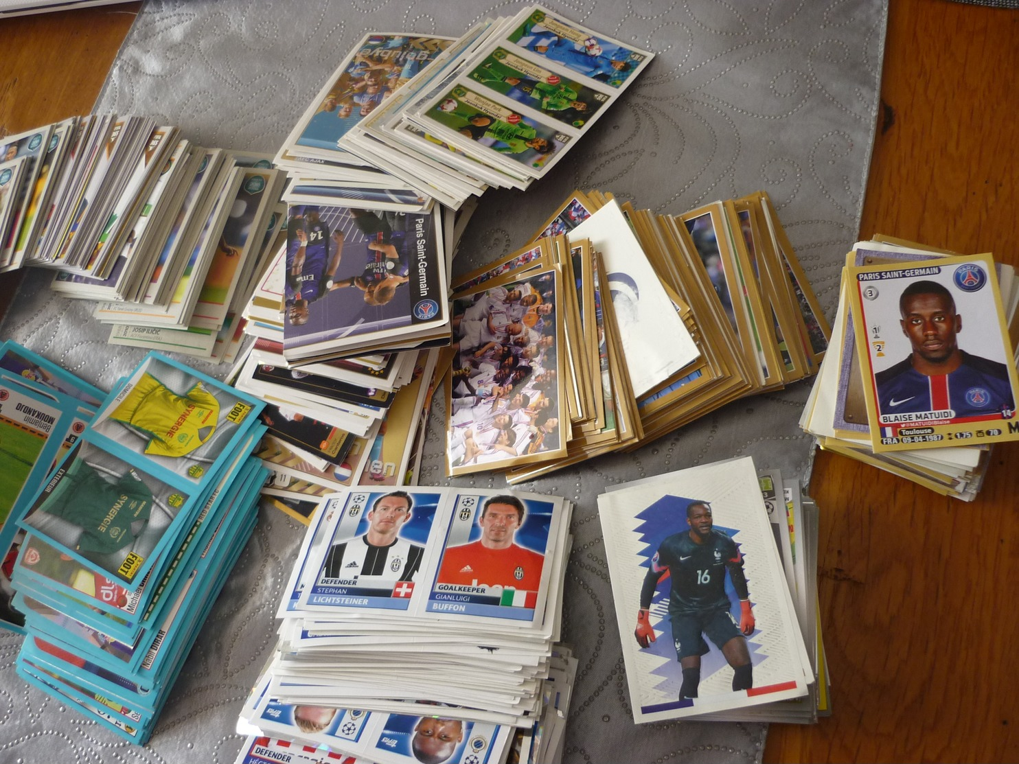 Lot De Cartes Football Cartes Panini Et Autre - Edition Française