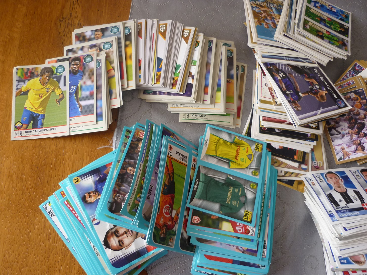 Lot De Cartes Football Cartes Panini Et Autre - Edition Française