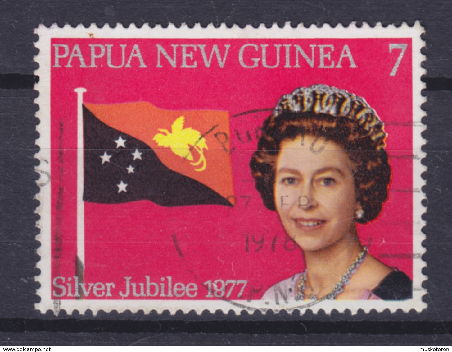 Papua New Guinea 1977 Mi. 321  7 T Silver Jubilee Of Queen Elizabeth II Flag - Papoea-Nieuw-Guinea