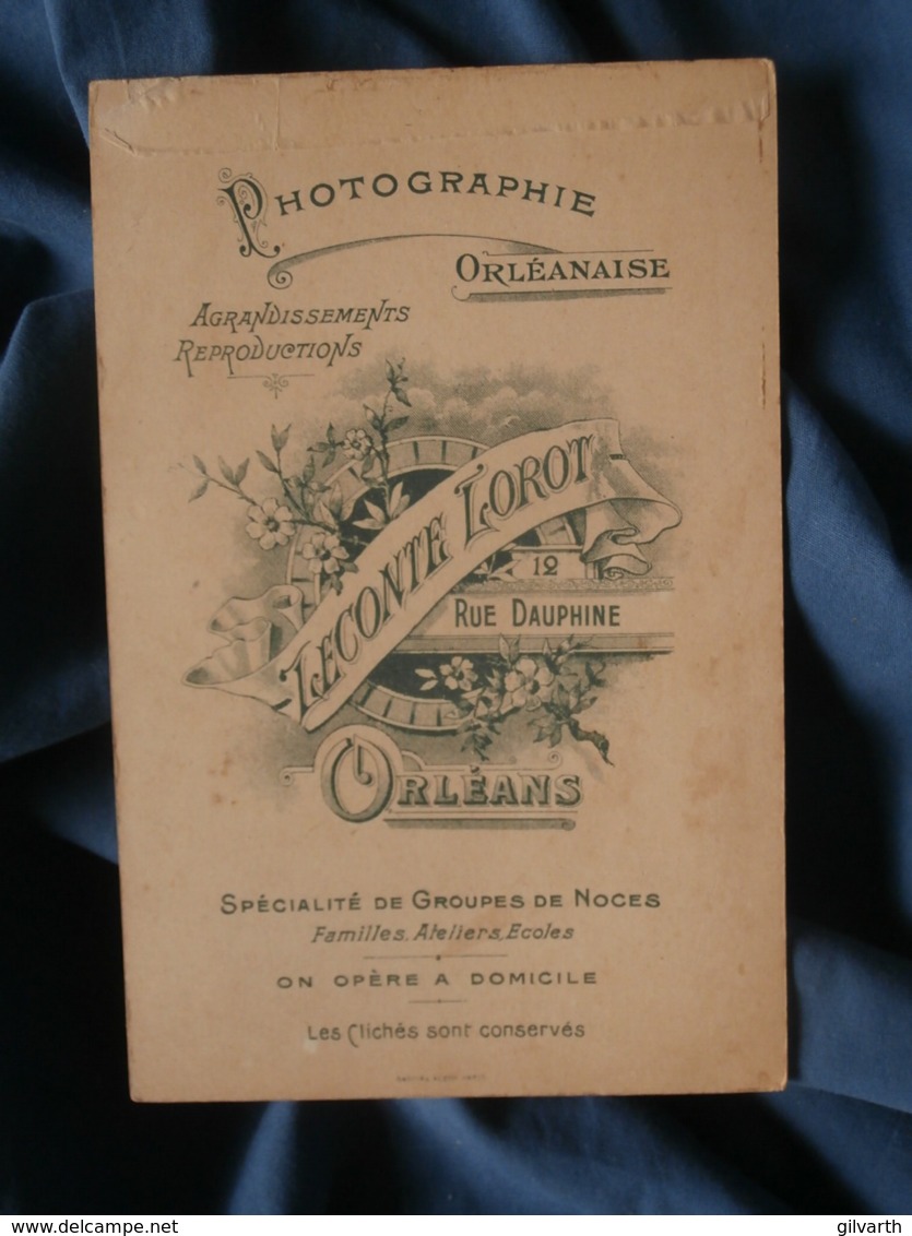 Photo Format Cabinet  Leconte Lorot à Orléans  Couple De Jeunes Mariés  CA 1900 - L402 - Anciennes (Av. 1900)