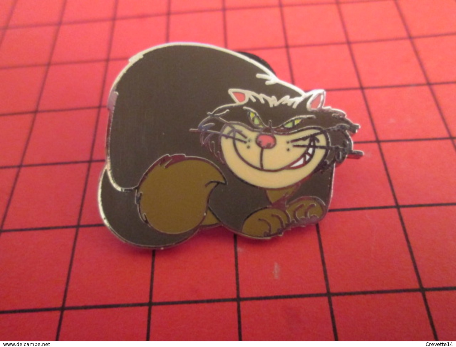 DIS-SPE Pin's Pins : BEAU ET RARE : DISNEY Très Grand Pin's CHAT MECHANT - Disney