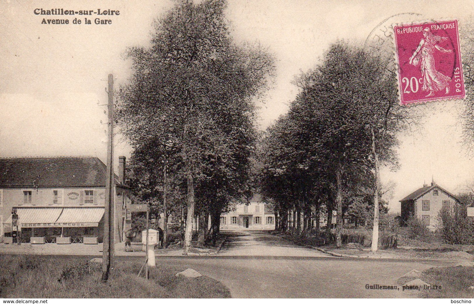 ! Chatillon Sur Loire - Avenue De La Gare - Chatillon Sur Loire