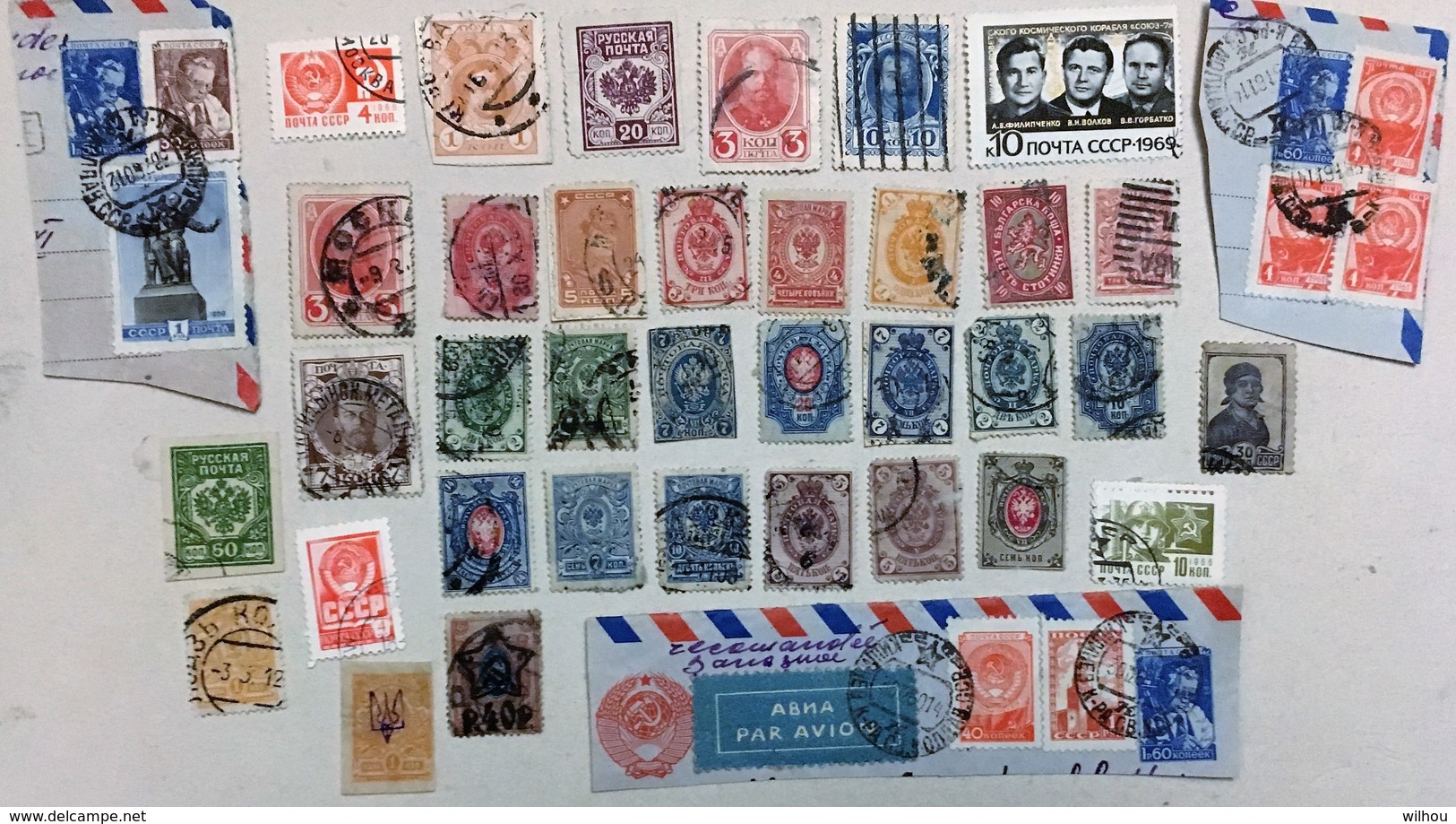 LOT DE 42 TIMBRES OBLITERES RUSSIE  TOUS DIFFERENTS TRES ANCIENS - Collections