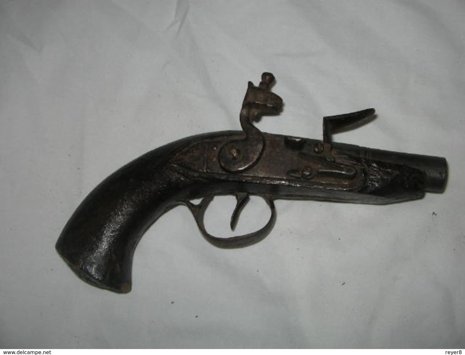 ancien pistolet silex poudre noire XIX