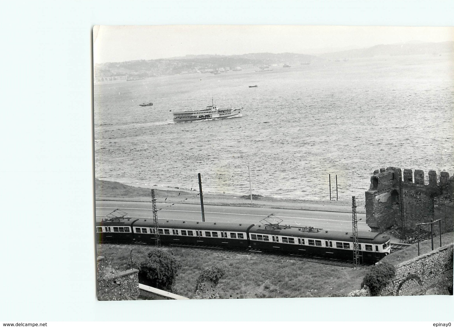 TURQUIE - TURQUEY - ISTANBUL - Ligne Sirkeci à Halkali  - Muraille De La Marmara- PHOTOGRAPHE ROBERT PETIT - ATLAS-PHOTO - Autres & Non Classés