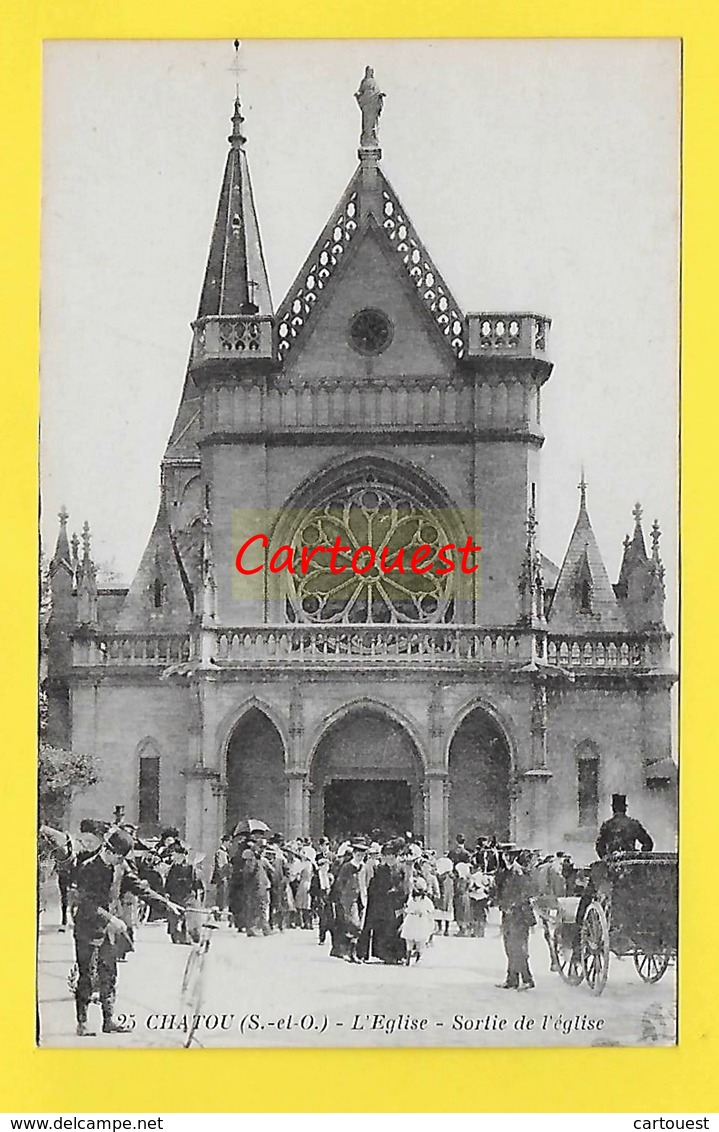 CPA 78 ¤¤ CHATOU ¤¤ Sortie Eglise 1920  ( Cycliste - Calèche ) - Chatou