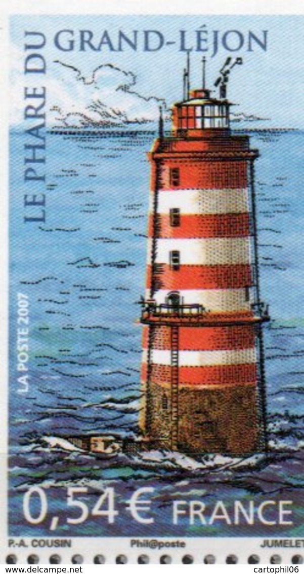 - FRANCE Variété Bloc 4116A - Les Phares 2007 - DÉCALAGE DU NOIR - Cote 60 EUR - - Unused Stamps