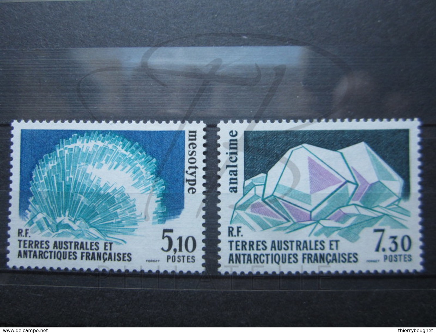 VEND BEAUX TIMBRES DES T.A.A.F. N° 144 + 145 , XX !!! - Neufs