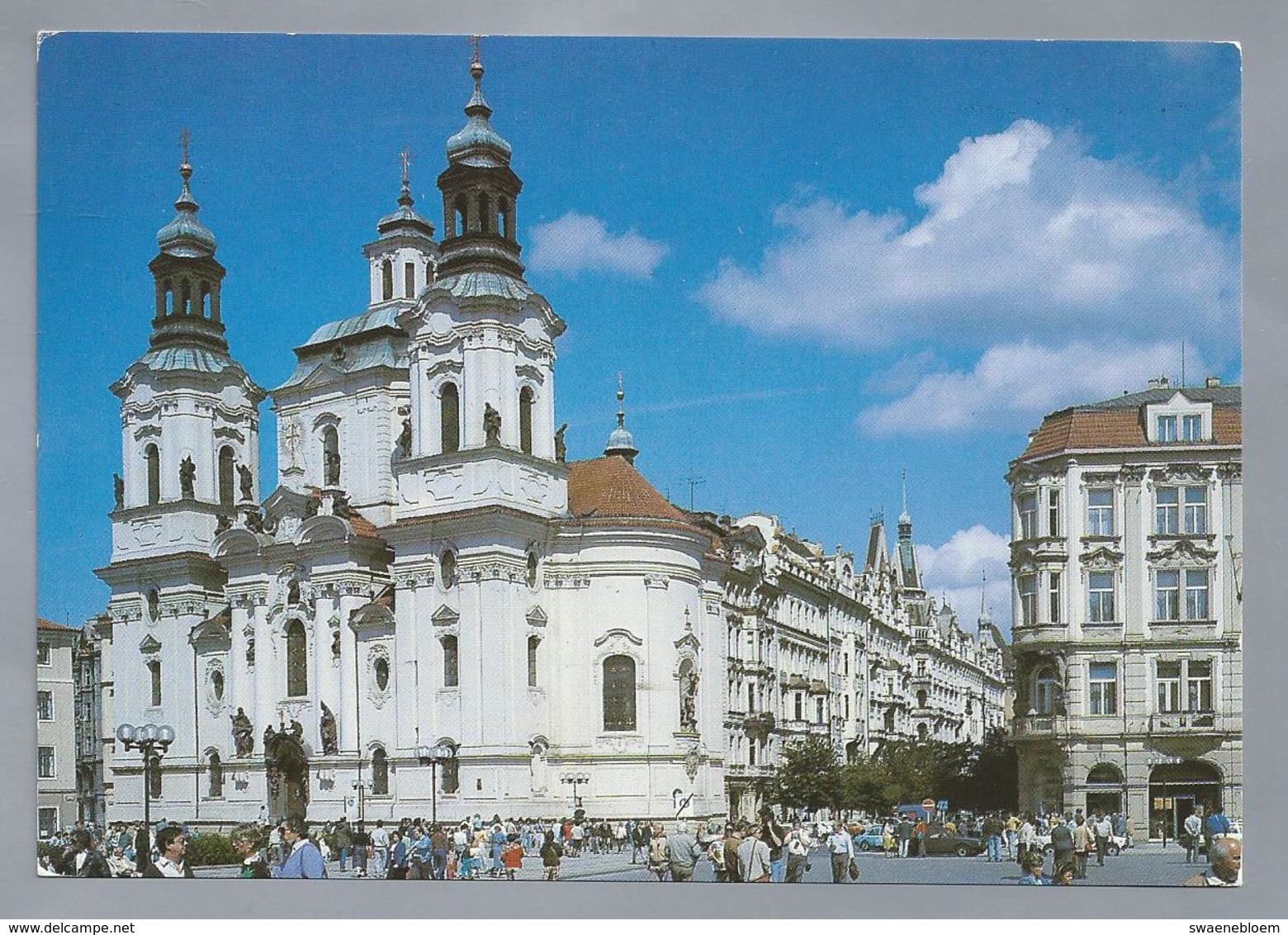 CZ.- PRAAG. PRAHA. Kostel Sv. Mikuláse. Foto Ivan Tichy. - Kerken En Kloosters