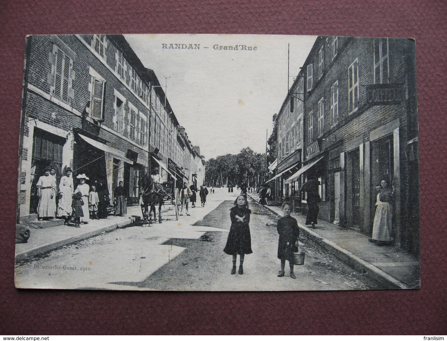 CPA 63 RANDAN Grand'Rue ANIMEE 1919 ? Canton MARINGUES - Autres & Non Classés