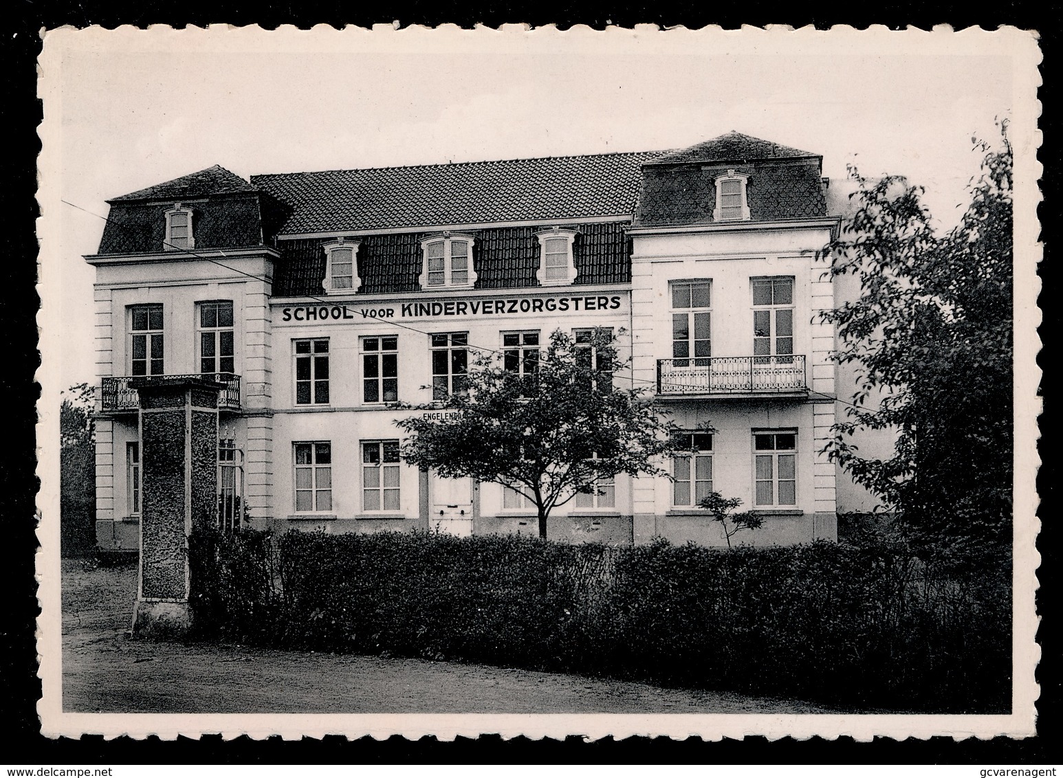 BASSEVELDE - SCHOOL VOOR KINDERVERZORGSTERS - ENGELENGAARD - KINDERKRIB - Assenede