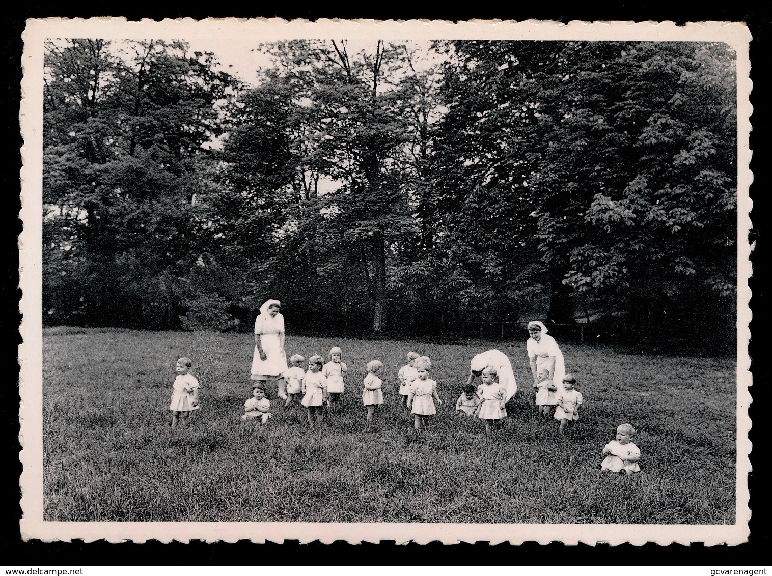 BASSEVELDE - SCHOOL VOOR KINDERVERZORGSTERS - ENGELENGAARD - PARC - Assenede