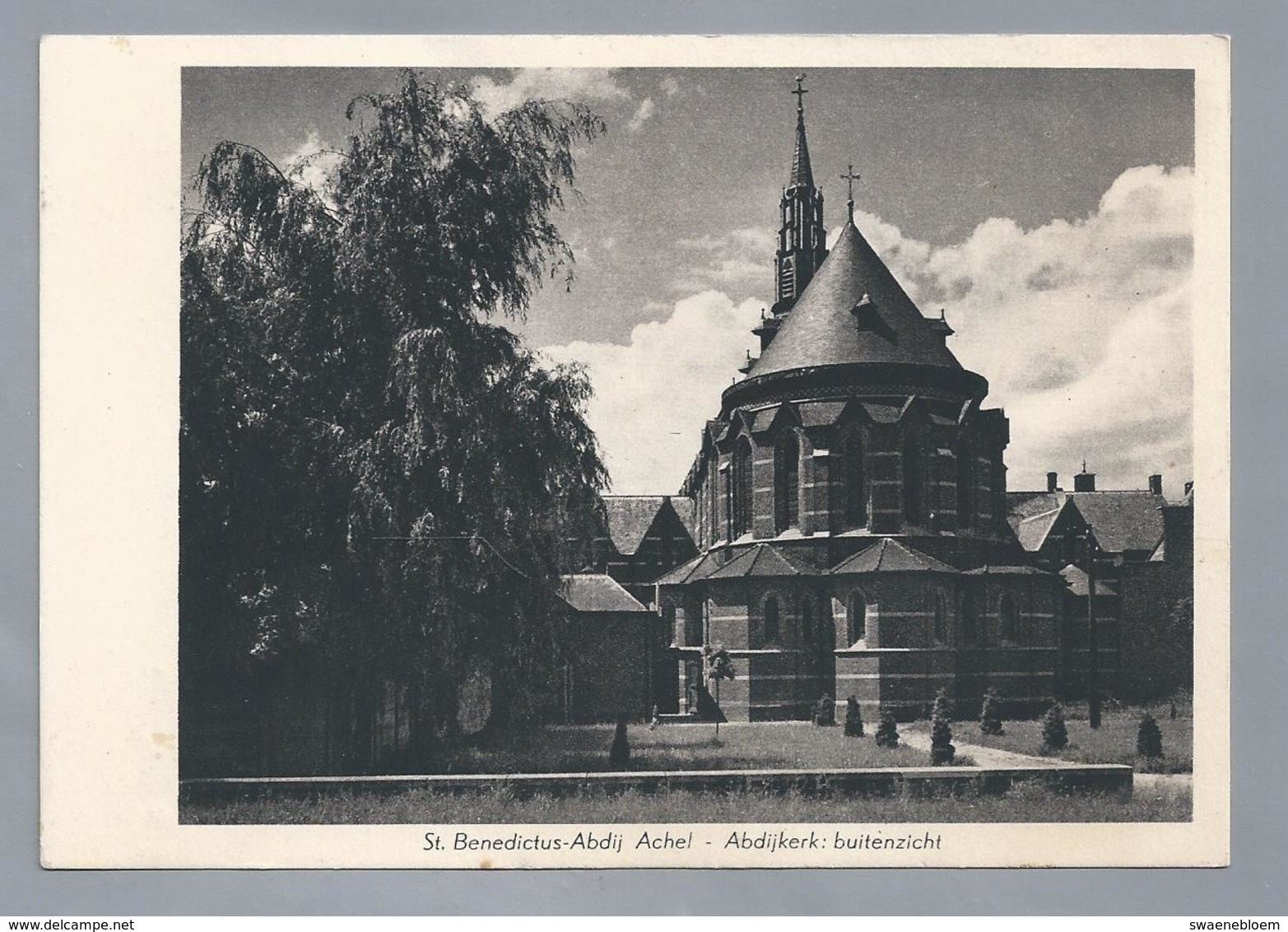 BE.- ACHEL. St. Benedictus Abdij. Abdijkerk. Buitenaanzicht. - Kerken En Kloosters