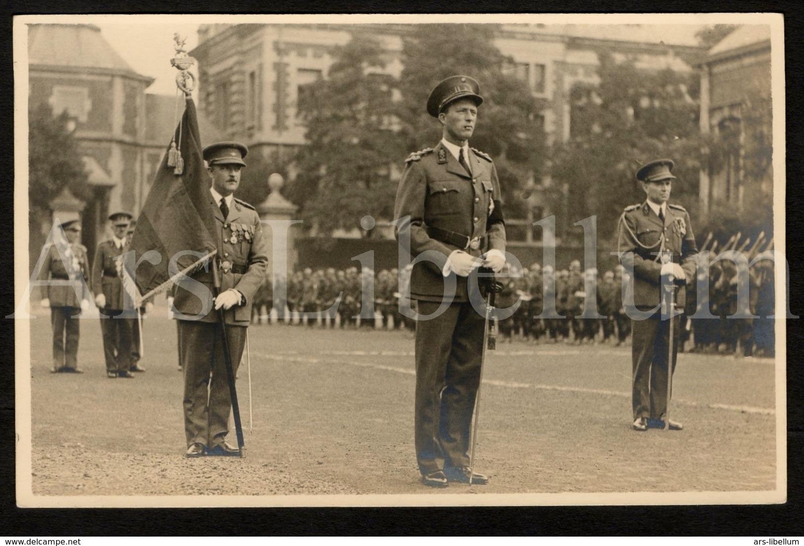 Postcard / ROYALTY / Belgique / België / Koning Leopold III / Roi Leopold III / Remise D'un Drapeau / A.T.C.A. / 1936 - Personnages