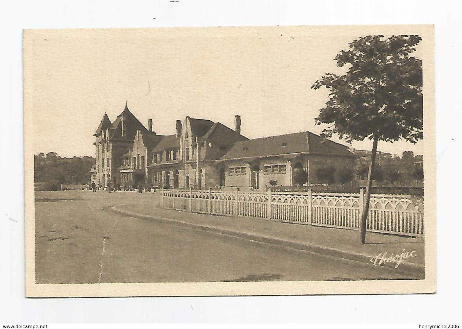 03 Allier Neris Les Bains La Gare 1953 Ed Théojac - Neris Les Bains