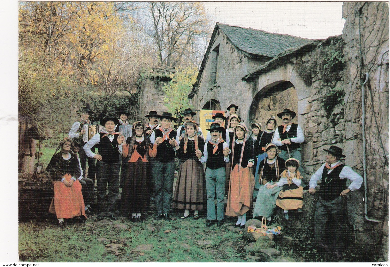 VILLEFRANCHE-de- ROUERGUE: LOUS AUSSELOUS DEL ROUERGUE  Groupe Folklorique - Personnages