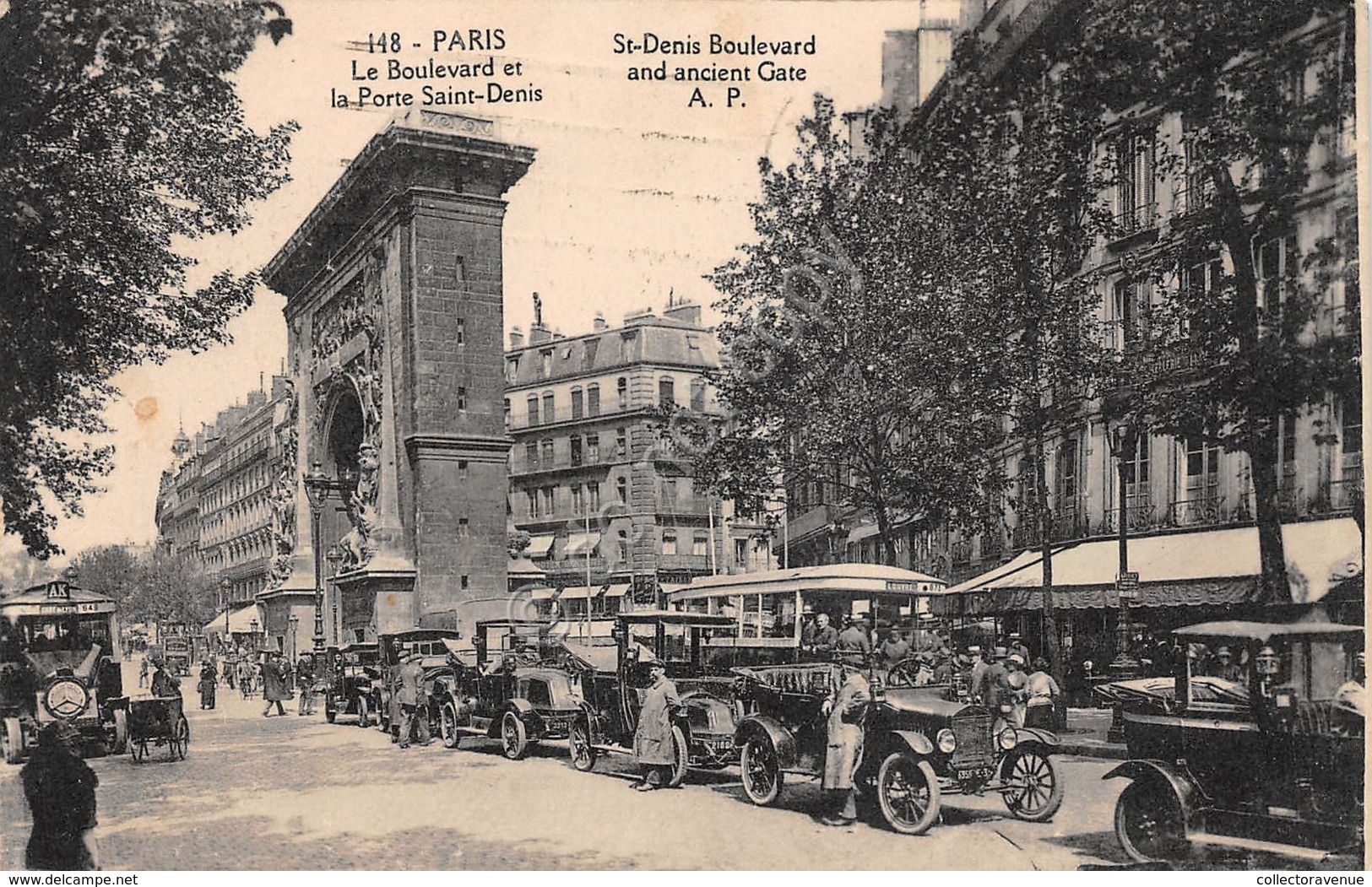 Cartolina Paris Boulevard Et Porte Saint Denis Animata Auto D'epoca Taxi 1925 - Non Classificati