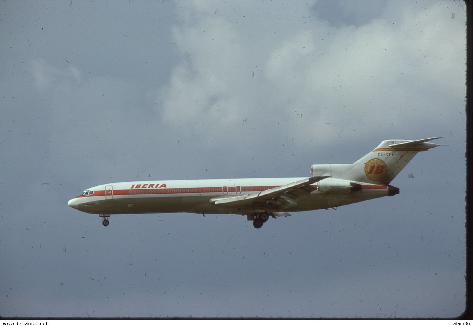 SLIDE / AVION / AIRCRAFT   KODAK  ORIGINAL     IBERIA  B 727  EC-CFH - Dias