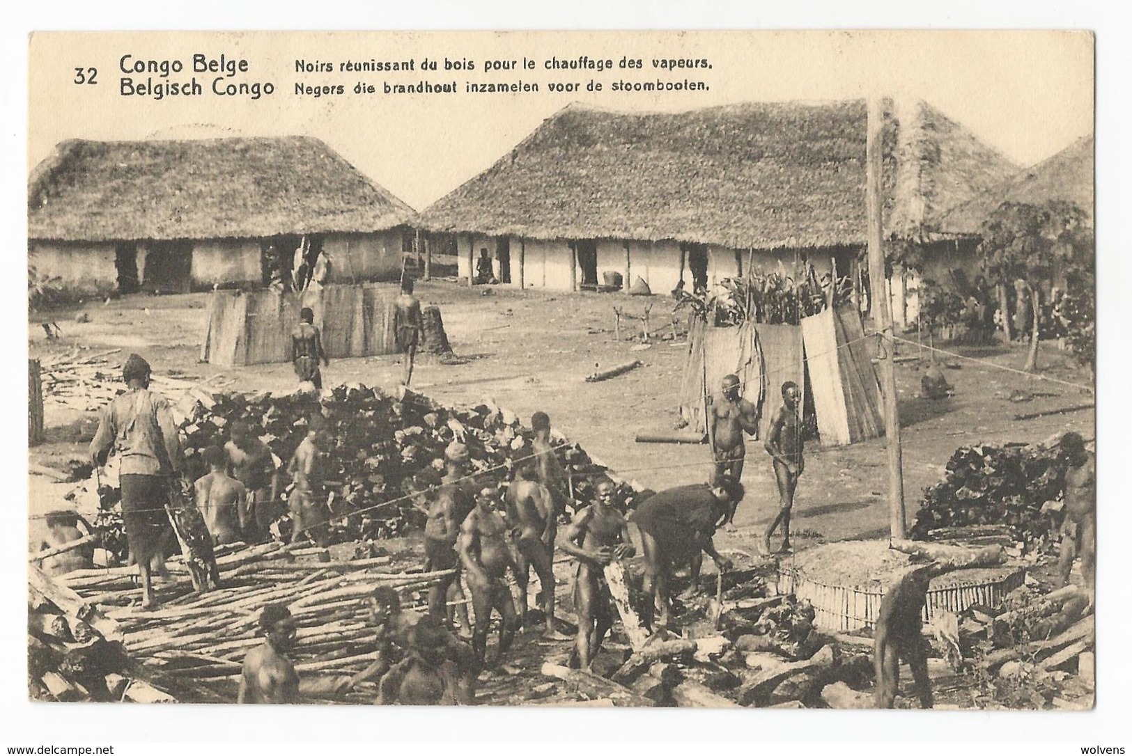 Belgisch Congo Belge Noirs Réunissant Du Bois Pour Le Chauffage Des Vapeurs Carte Postale Ancienne EP Oude Postkaart - Belgian Congo