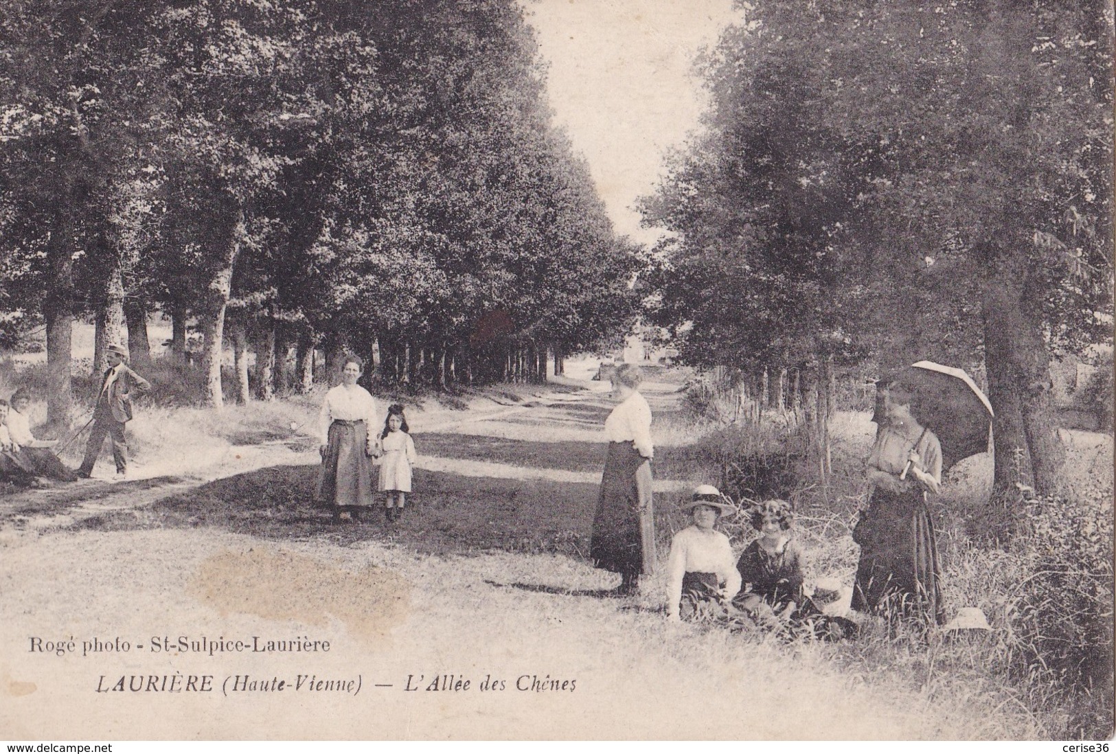 Laurière L'Allée Des Chênes Circulée En 1919 - Lauriere