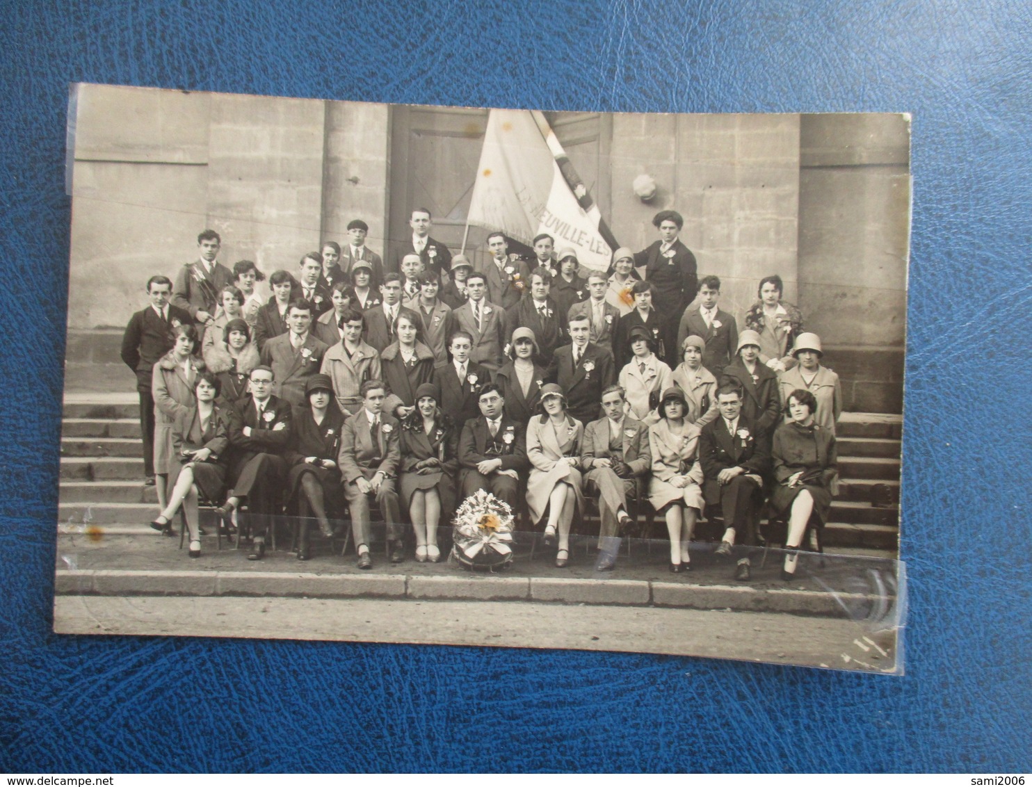 CPA PHOTO 88 NEUVILLE LES RAON GROUPE CLASSE 1930 - Autres & Non Classés
