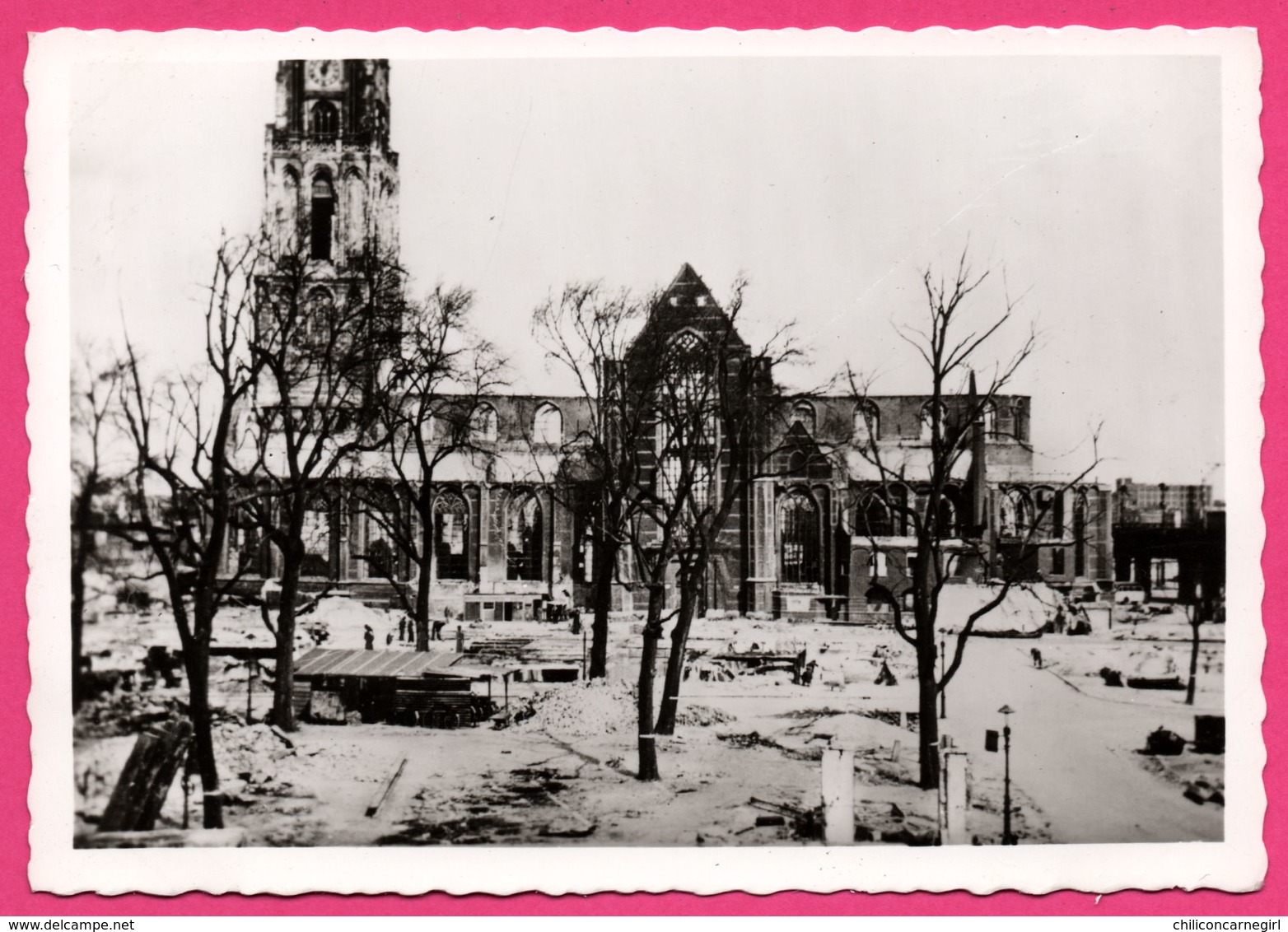 Cp Dentelée - Verwoest Rotterdam 1940 - No P Gr Kerk Vanaf Gr Markt. - Eglise - Bombardement - Gebr. SPANJERSBERG - Rotterdam