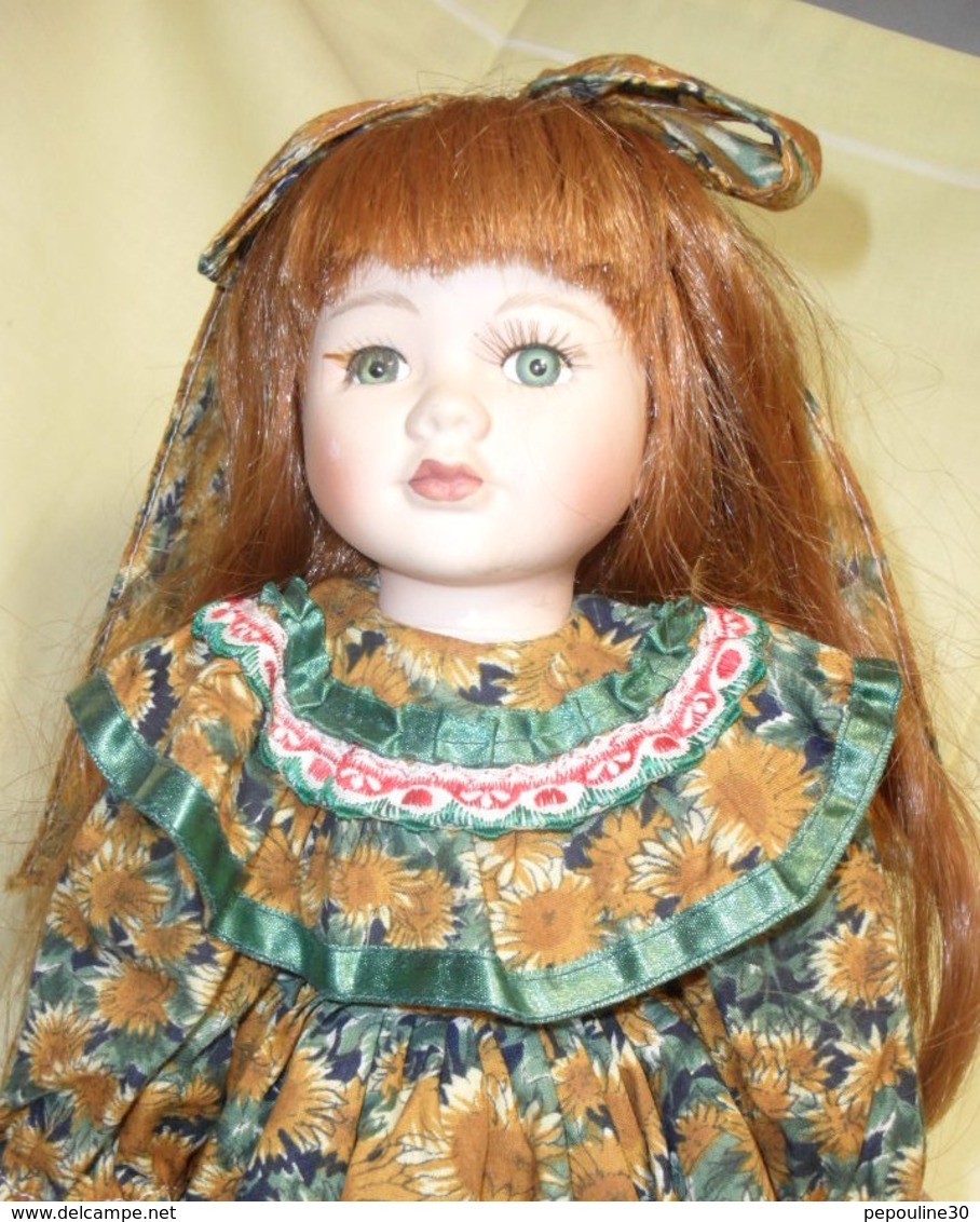 ** BELLE POUPÉE ANCIENNE ** (Tête , Mains, Pieds) PORCELAINE **