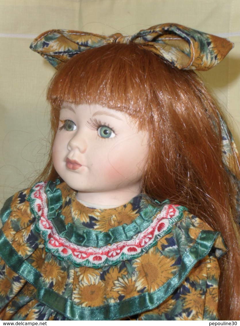 ** BELLE POUPÉE ANCIENNE ** (Tête , Mains, Pieds) PORCELAINE **