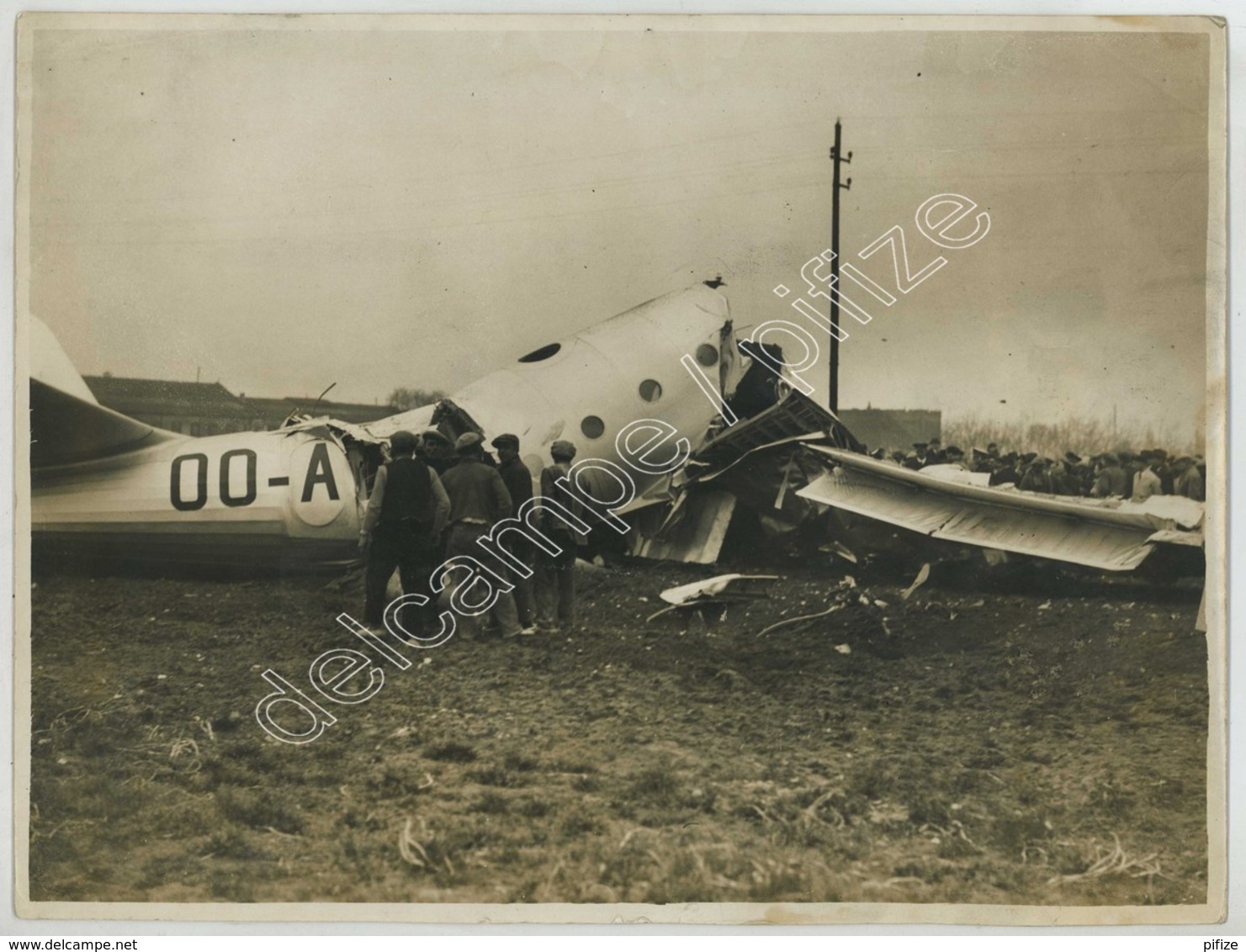 (Aviation) Premier Vol - Fatal - D'un Avion Stratosphérique à Bruxelles . Mort De L'as Van Damme . 1938 . - Aviación