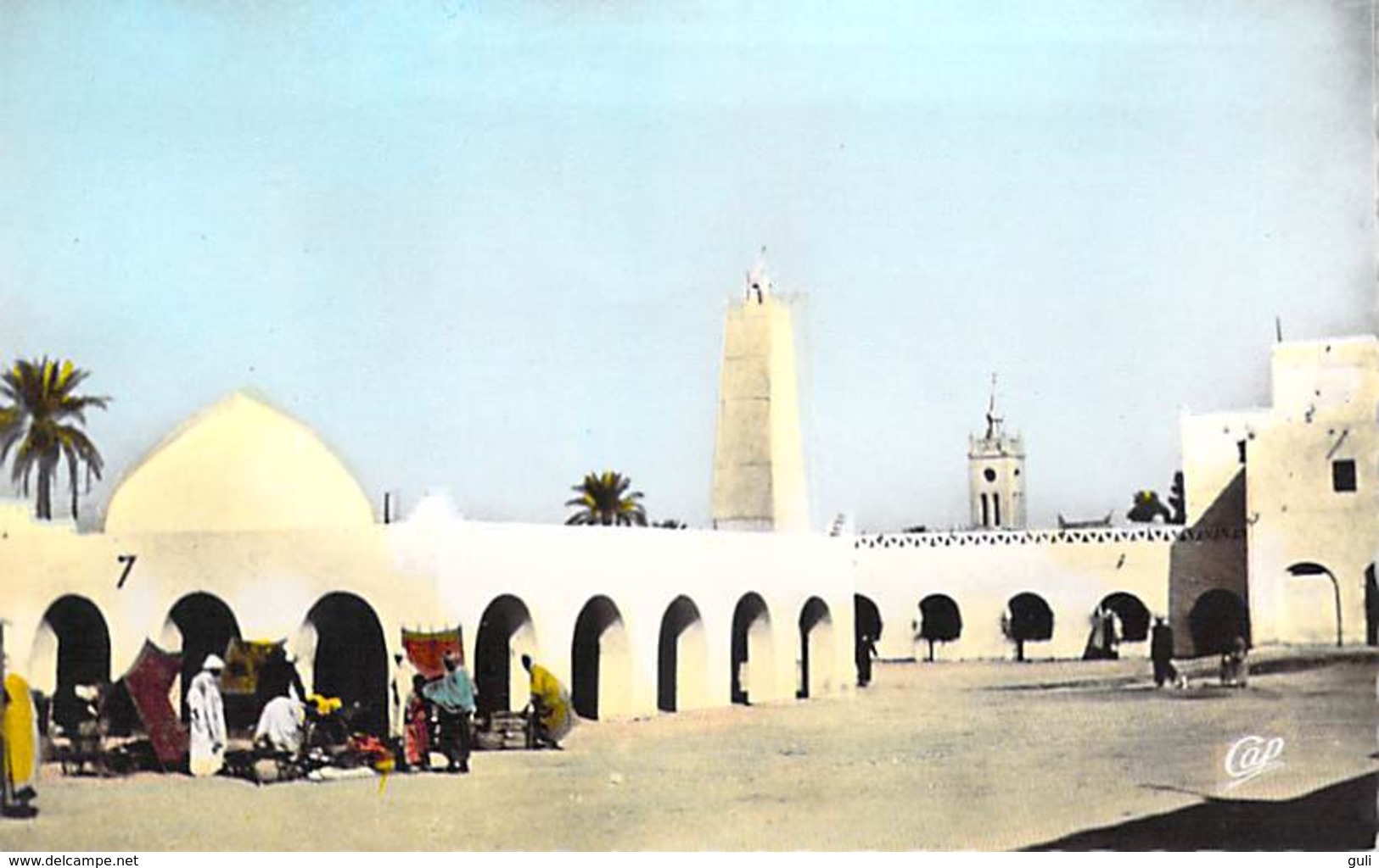 Afrique - Algérie > OUARGLA  Place Du Marché Et Mosquée Malikitte  (Minaret)( Editions CAP C.A.P 1523) *PRIX FIXE - Ouargla