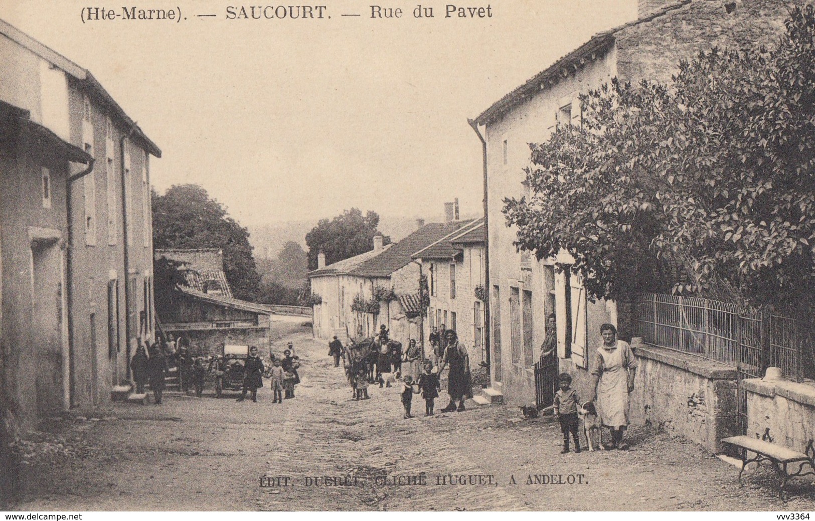 SAUCOURT: Rue Du Pavet - Autres & Non Classés