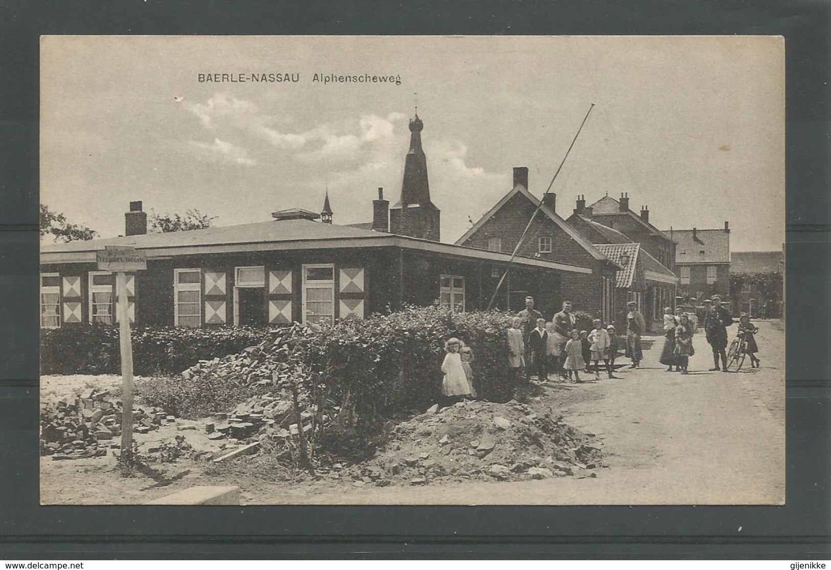 Oude Briefkaart.  Baerle - Nassau  Alphenschweg - Baarle-Hertog
