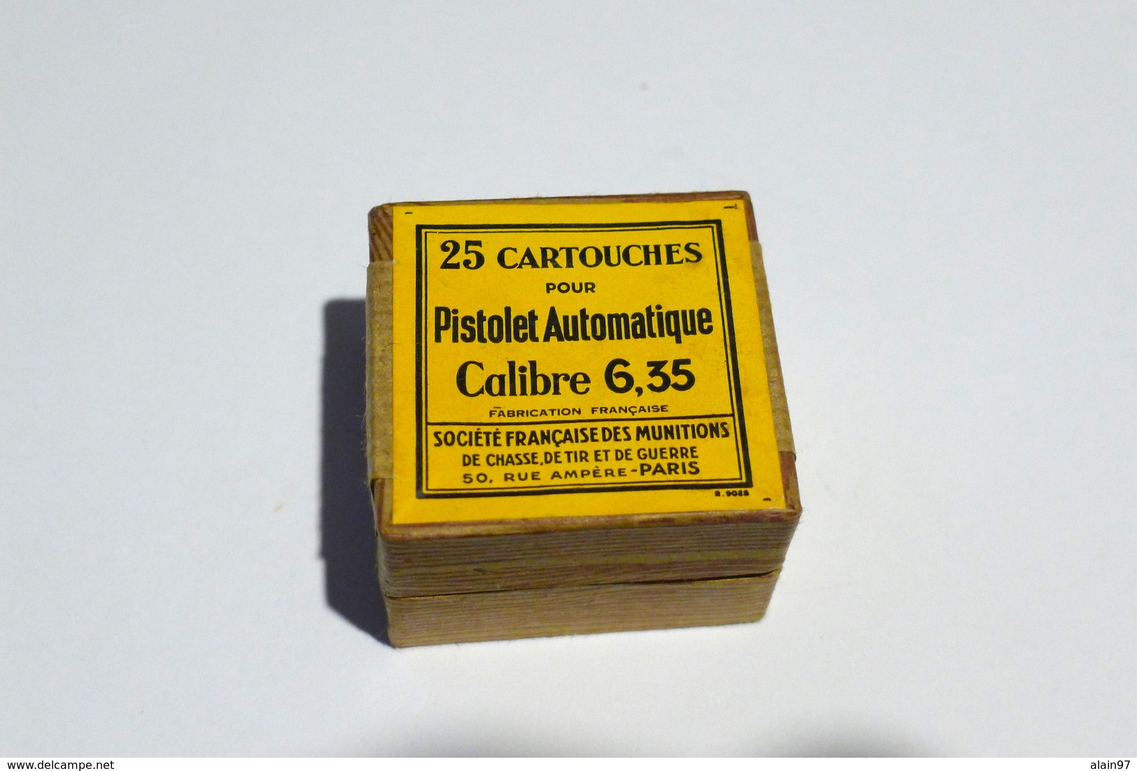 BOITE DE 25 CARTOUCHES 6,35 MM GÉVELOT NEUTRALISÉES. - Armes Neutralisées