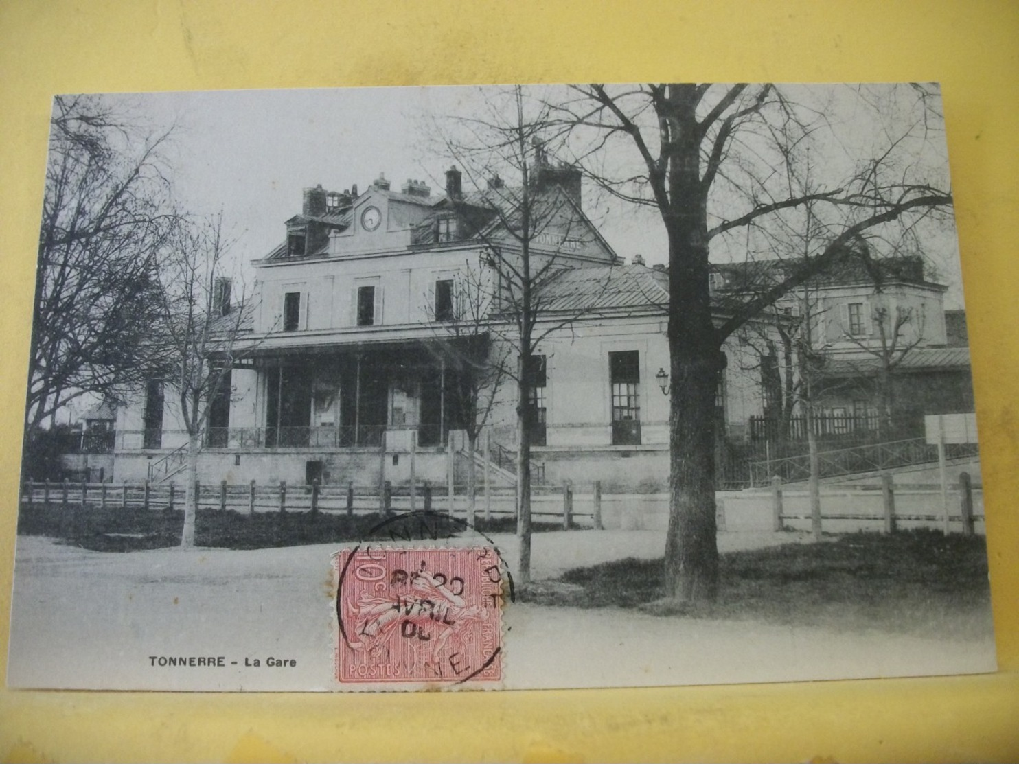 L11 4973 CPA 1906 - 89 TONNERRE. LA GARE. - Estaciones Sin Trenes