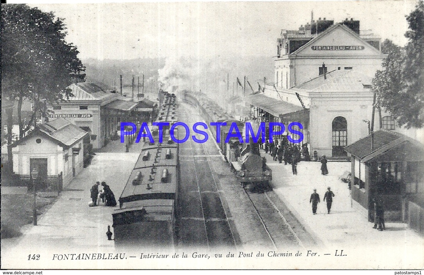 104774 FRANCE FONTAINEBLEAU LA GARE STATION TRAIN  POSTAL POSTCARD - Autres & Non Classés