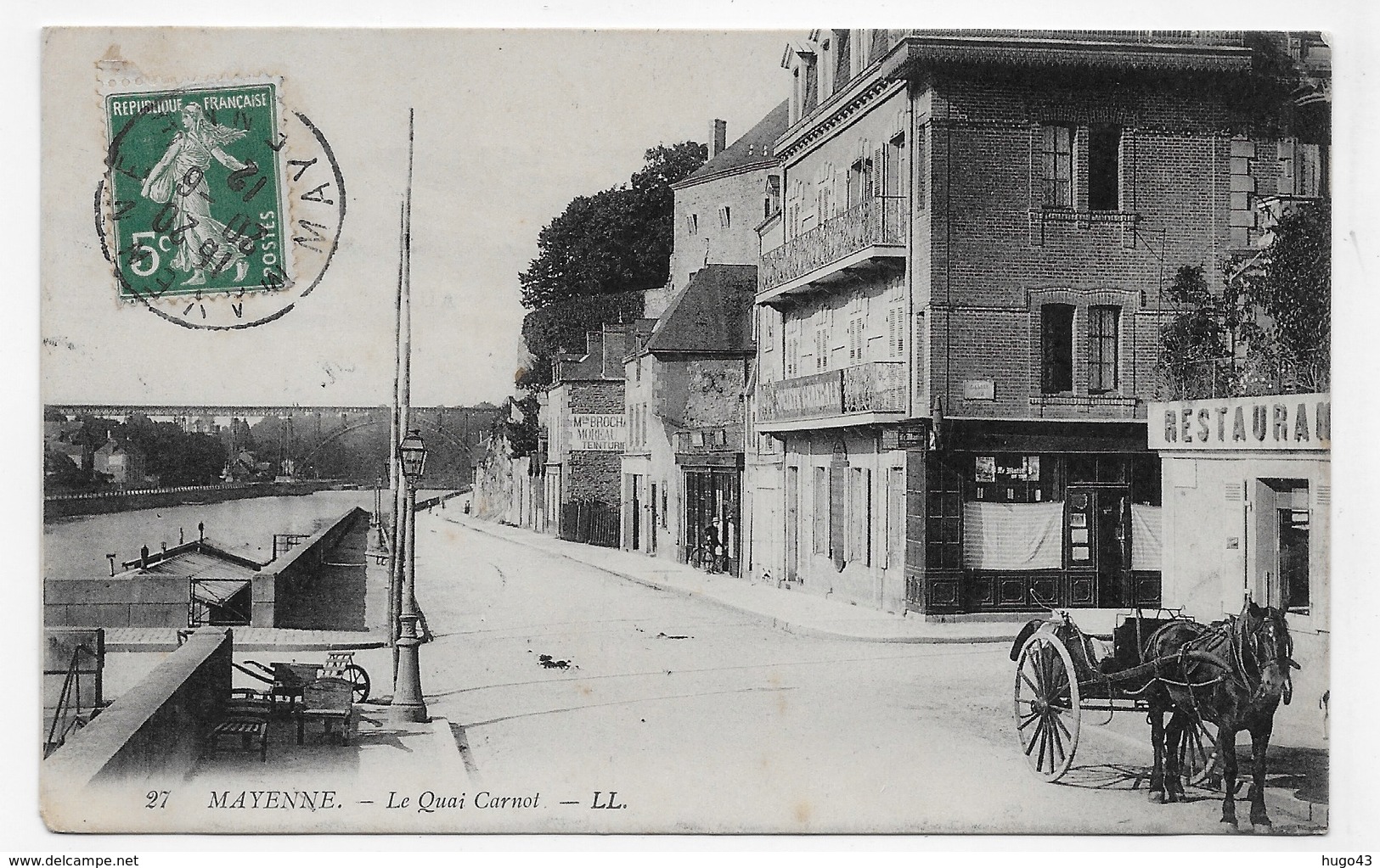 (RECTO / VERSO) MAYENNE EN 1912 - N° 27 - LE QUAI CARNOT AVEC ATTELAGE ET RESTAURANT - BEAU CACHET - CPA VOYAGEE - Mayenne